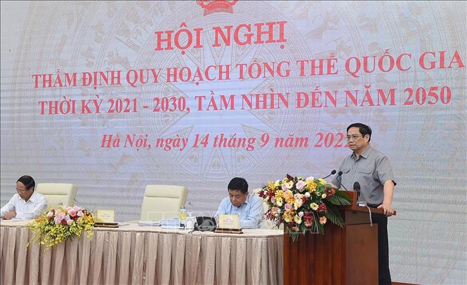Thủ tướng Phạm Minh Chính phát biểu tại Hội nghị Thẩm định Quy hoạch tổng thể quốc gia thời kỳ 2021 - 2030 tầm nhìn đến năm 2050. Ảnh: Dương Giang/TTXVN
