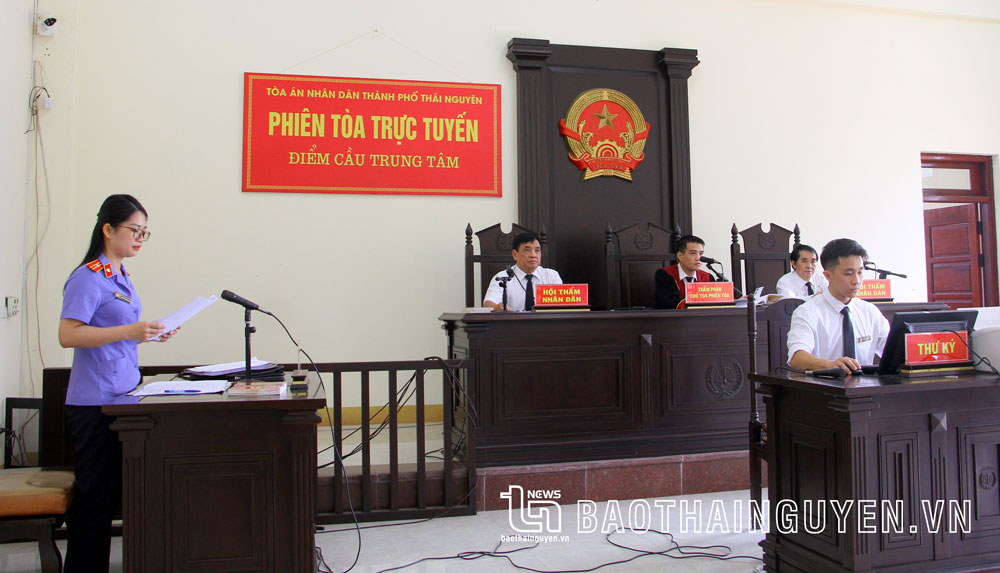 Năm 2022, các vị hội thẩm Đoàn Hội thẩm nhân dân TP. Thái Nguyên tham gia 3 phiên toà, 6 vụ xét xử trực tuyến.