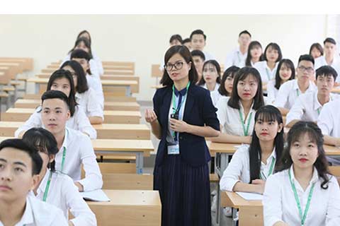 Kiểm định viên giáo dục đại học phải có 05 năm trở lên là giảng viên