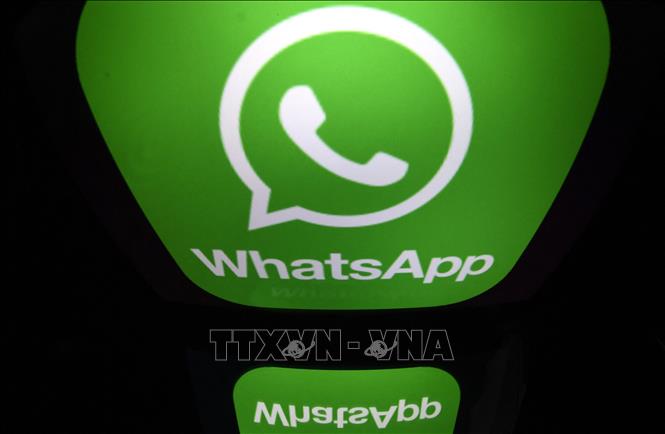 Biểu tượng ứng dụng WhatsApp. Ảnh: AFP/TTXVN